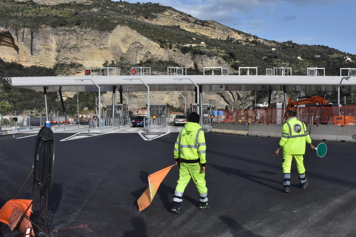 Cantieri autostradali: in Liguria entro oggi stop ai lavori impattanti per le festività pasquali e i ponti di primavera