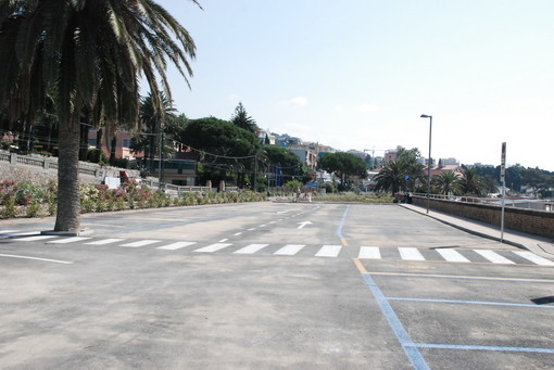 Sanremo: lettrice favorevole al parcheggio a pagamento sul lungomare Calvino