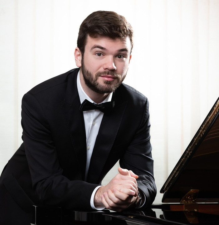 Domenica in musica con l’Orchestra Sinfonica di Sanremo al Teatro dell’Opera del Casinò Domenica in musica con l’Orchestra Sinfonica di Sanremo al Teatro dell’Opera del Casinò
