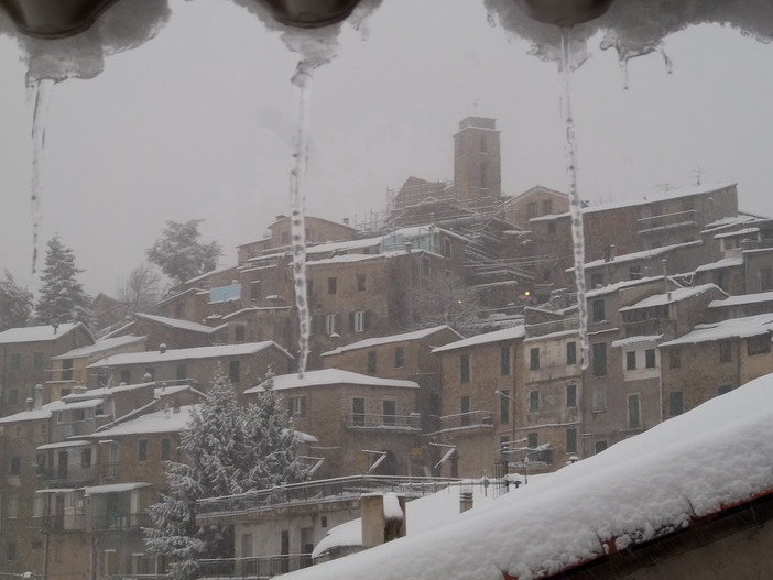 Maltempo sulla nostra provincia: ecco la foto di Bajardo sotto la neve