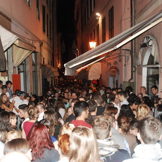 Notte Bianca a Sanremo: il disappunto sulle scelte organizzative della Presidente del Civ di via Pietro Agosti, Liliana Allaria
