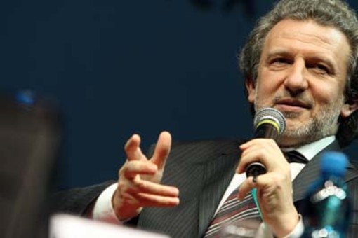 Sanremo: domenica 17 agosto nuovo appuntamento con Caffè Venezuela, stavolta con Piergiorgio Odifreddi Sanremo: domenica 17 agosto nuovo appuntamento con Caffè Venezuela, stavolta con Piergiorgio Odifreddi