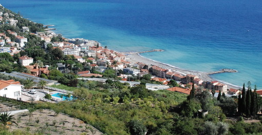 Ospedaletti: sabato prossimo un 'tuffo' negli anni '70 e '80 con il concerto dei 'Nuvibes'