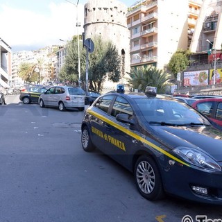 Genova: Alberto Muraglia e Maurizio Di Fazio vincono un nuovo round contro il Comune che dovrà pagare la rivalutazione degli stipendi Genova: Alberto Muraglia e Maurizio Di Fazio vincono un nuovo round contro il Comune che dovrà pagare la rivalutazione degli stipendi