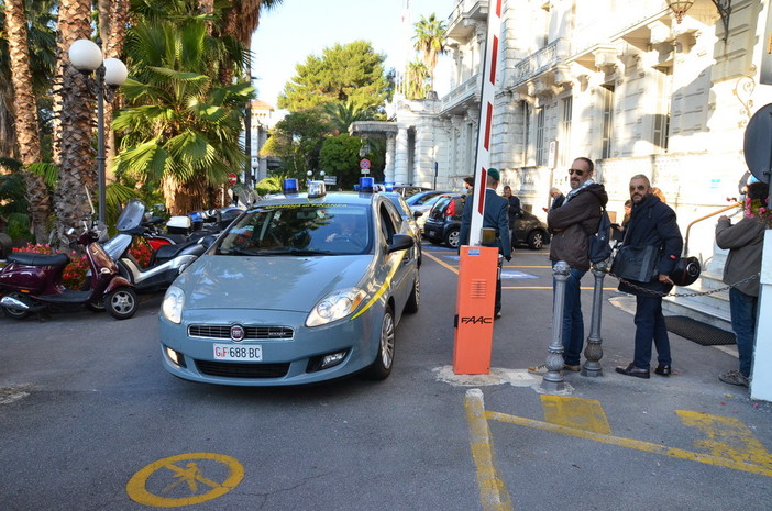 Sanremo: il Comune riapre dopo la 'bufera' di ieri, i 43 dipendenti sospesi, ma il Sindaco conferma &quot;Lavoriamo ed andiamo avanti!&quot;
