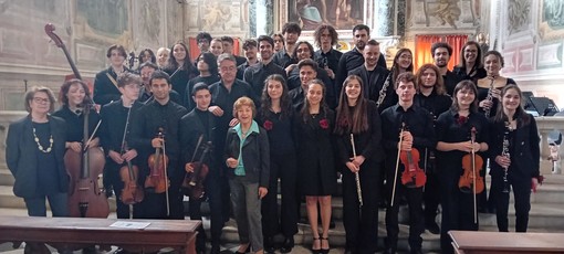 Bordighera: sabato concerto della "OpenOrchestra" diretta dal Maestro Marco Reghezza Bordighera: sabato concerto della "OpenOrchestra" diretta dal Maestro Marco Reghezza