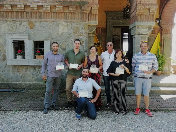 Aziende di Diano Marina e Pigna vincono due premi al 12 'Oscar Green Liguria' di Coldiretti Aziende di Diano Marina e Pigna vincono due premi al 12 'Oscar Green Liguria' di Coldiretti