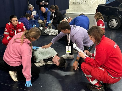 Gli studenti del Liceo Cassini di Sanremo alla fase regione delle 'Olimpiadi di Primo Soccorso' (Foto)