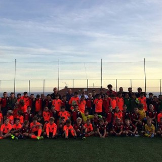 Calcio giovanile. Sempre più forte il legame tra Ospedaletti e Genoa: "Collaborazione pronta a crescere mettendo sempre al centro i ragazzi"