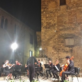 Sanremo: grande successo ieri per l'Orchestra Giovanile 'Ligeia' alla Chiesa dei Cappuccini