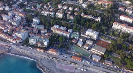 Ospedaletti: approvate le tariffe della Tari per il 2018, aumenta la riduzione per chi fa il 'compostaggio domestico'