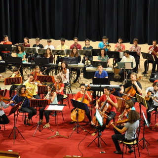 Tre allieve della 'Scuola di Musica Città di Sanremo' superano l'esame di teoria musicale Abrsm Tre allieve della 'Scuola di Musica Città di Sanremo' superano l'esame di teoria musicale Abrsm