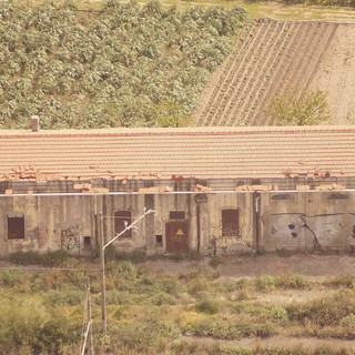 Ventimiglia: operazione antidroga 'Old house' dei Carabinieri, tunisini spacciavano in un casolare abbandonato Ventimiglia: operazione antidroga 'Old house' dei Carabinieri, tunisini spacciavano in un casolare abbandonato