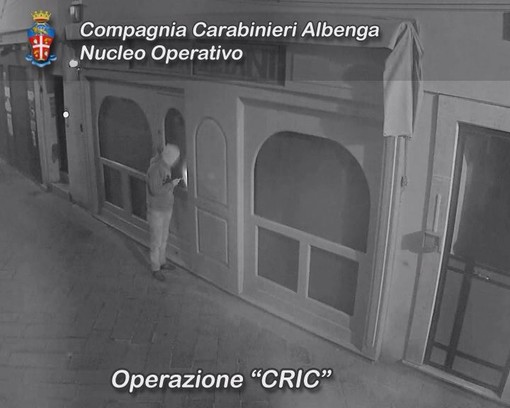 Trasferimento in tribunale ad Imperia per la banda del cric sgominata dai CC di Albenga