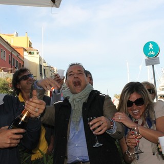 Tre dissidenti del Pdl sanremese ‘pizzicati’ a festeggiare la vittoria di Capacci ad Imperia: verso un ‘Laboratorio Sanremo’ per insidiare Zoccarato Tre dissidenti del Pdl sanremese ‘pizzicati’ a festeggiare la vittoria di Capacci ad Imperia: verso un ‘Laboratorio Sanremo’ per insidiare Zoccarato