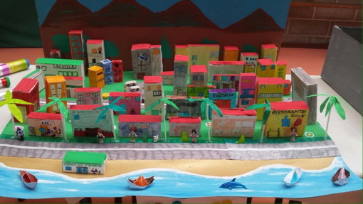 Ospedaletti: Comune e Scuola, una giornata tutti insieme per la raccolta differenziata dei rifiuti