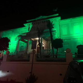 Miastenia gravis, ASL1 illumina di verde gli ospedali di Sanremo e Imperia per la Giornata mondiale