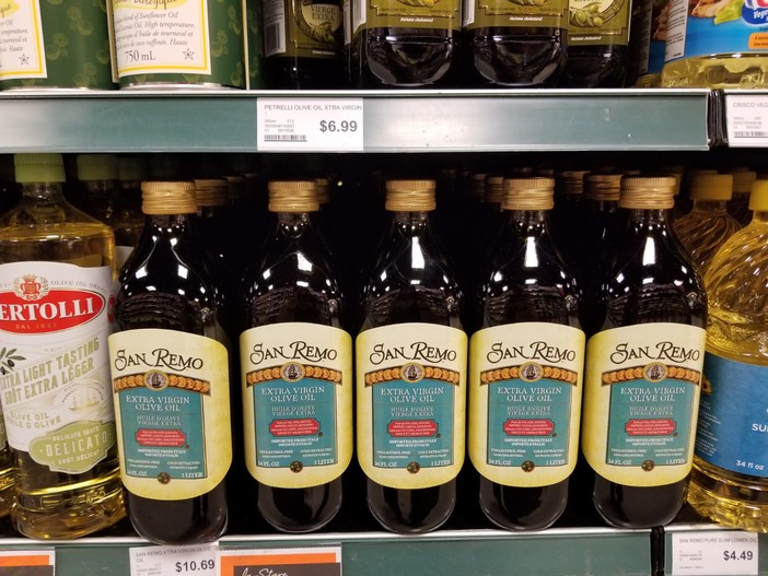 Olio extravergine d'oliva in Canada: è prodotto in Italia ma non si sa dove, il marchio è 'San Remo'