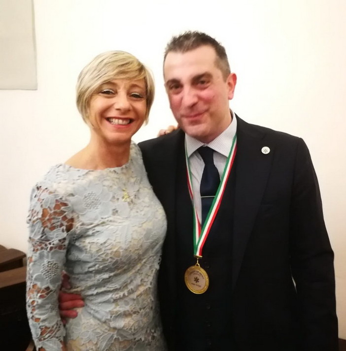 Al barman sanremese Alain Arrigo l'Order of Merit 2019: la sua professionalità anche all'estero Al barman sanremese Alain Arrigo l'Order of Merit 2019: la sua professionalità anche all'estero