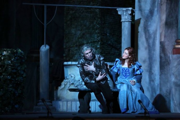 Villa Scarsella come l’Arena di Verona: a Diano Marina il ‘Rigoletto’ di Giuseppe Verdi Villa Scarsella come l’Arena di Verona: a Diano Marina il ‘Rigoletto’ di Giuseppe Verdi