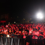Ferragosto a ritmo di Gen Z: Clara e Vegas Jones accendono il One Night Summer Hits a Pian di Nave Ferragosto a ritmo di Gen Z: Clara e Vegas Jones accendono il One Night Summer Hits a Pian di Nave