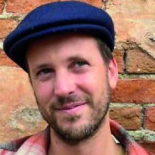 Orso Tosco presenta a Sanremo 'Controbuio', un noir sul Casinò tra memoria, tempesta e notti del Festival di ieri