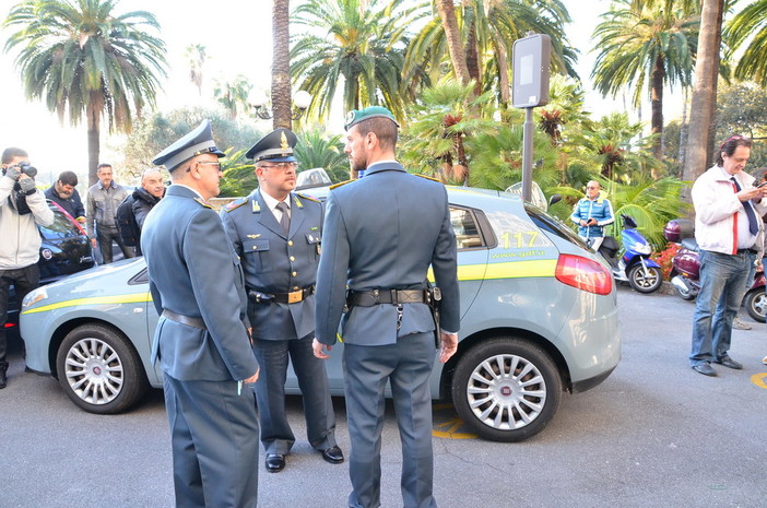 Sanremo: caso dei furbetti del cartellino, autorizzato dalla Giunta il reintegro di un dipendente Sanremo: caso dei furbetti del cartellino, autorizzato dalla Giunta il reintegro di un dipendente