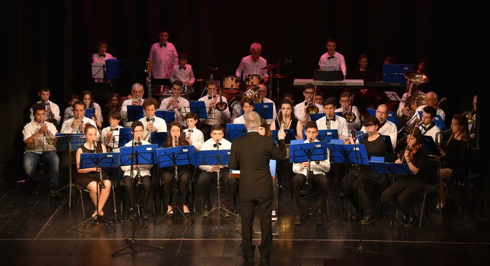 Ventimiglia: questa sera al Teatro Comunale di Ventimiglia l’Orchestra Filarmonica Giovanile 'Città di Ventimiglia' Ventimiglia: questa sera al Teatro Comunale di Ventimiglia l’Orchestra Filarmonica Giovanile 'Città di Ventimiglia'