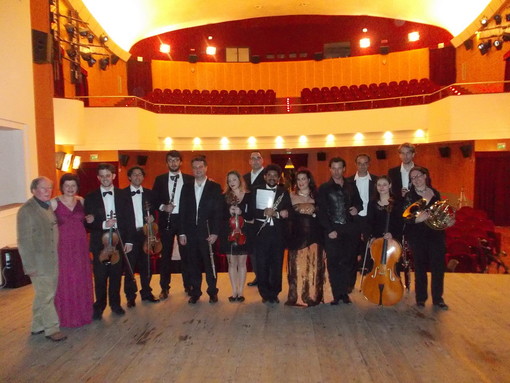 Ventimiglia: calorosi applausi per 'Il trovatore' di Verdi al Teatro Comunale Ventimiglia: calorosi applausi per 'Il trovatore' di Verdi al Teatro Comunale