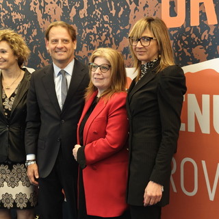 Sanremo: con 300 studenti via a 'Orientamenti', Scajola: "grande risposta, vogliamo supportare i nostri giovani" (Foto e Video) Sanremo: con 300 studenti via a 'Orientamenti', Scajola: "grande risposta, vogliamo supportare i nostri giovani" (Foto e Video)