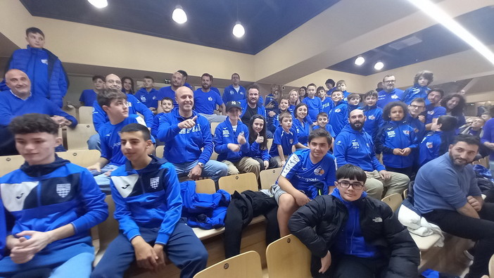 Da Arma a Monaco per il basket europeo: la carica dei 101 dell'Olimpia Basket alla partita di Eurolega Da Arma a Monaco per il basket europeo: la carica dei 101 dell'Olimpia Basket alla partita di Eurolega