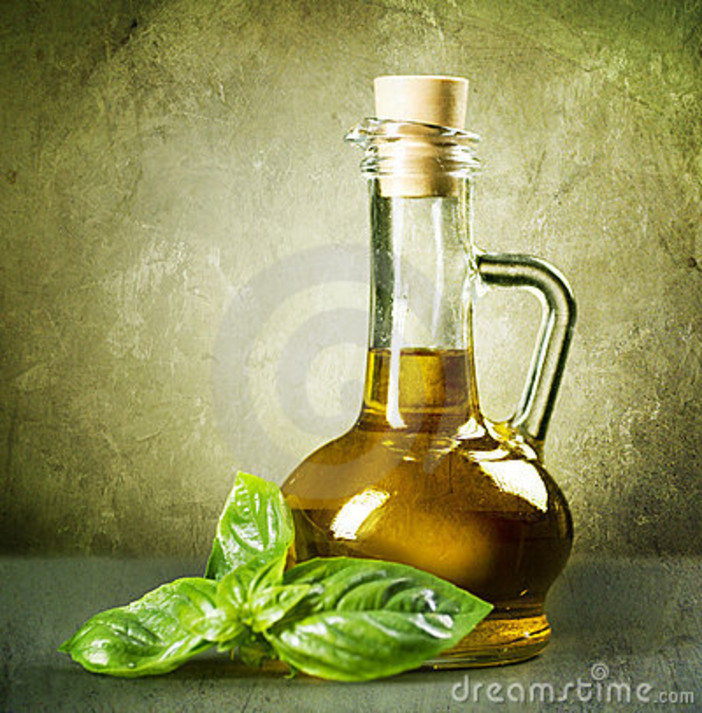 L'Olio Dop del Ponente Ligure ed il Basilico genovese DOP insieme per sottolineare la loro unicità L'Olio Dop del Ponente Ligure ed il Basilico genovese DOP insieme per sottolineare la loro unicità