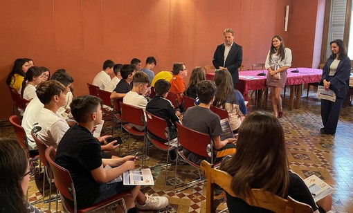 Formazione: ‘Orientamenti summer’ arriva a Pieve di Teco la seconda tappa con l'Assessore regionale Scajola