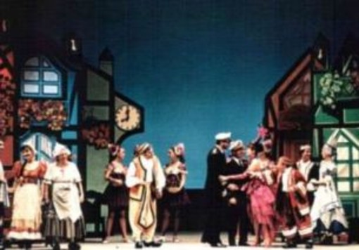 San Lorenzo al Mare: domenica lo spettacolo di operetta 'Bistrot Les Folies'