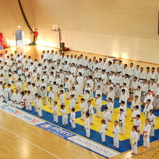 Lunedì prossimo, presso l’Ok Club di Imperia in via XXV Aprile 72, riprendono i corsi di judo, ju-jitsu, lotta e difesa personale