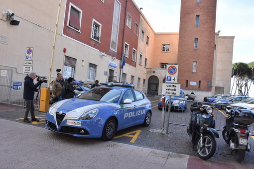 Ventimiglia: l'associazione 'Alziamo i toni' ringrazia Polizia di Frontiera e i francesi del Paf per l'operazione 'Pantografo'