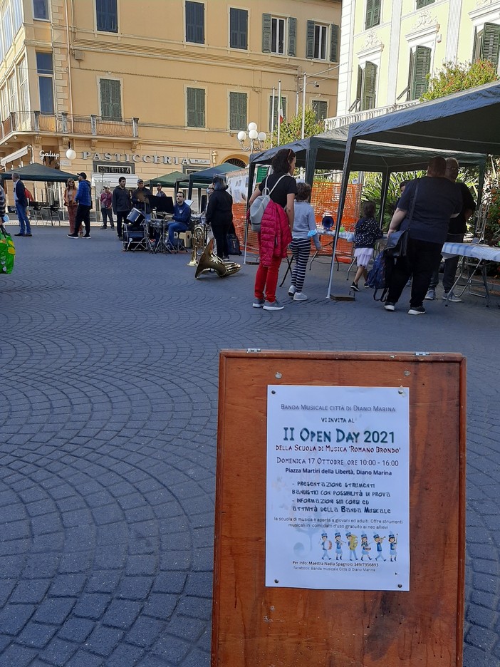 Grande partecipazione all'open day della Banda Musicale Città di Diano Marina (Foto) Grande partecipazione all'open day della Banda Musicale Città di Diano Marina (Foto)