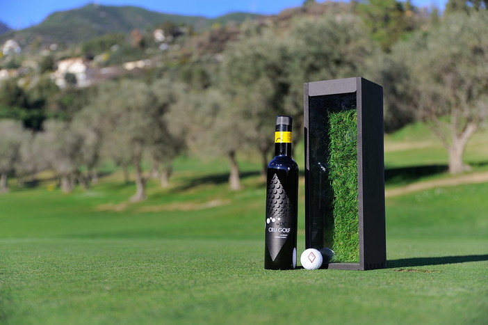 Sanremo: anche nell'anno che sta per terminare il Golf degli Ulivi e 'Roi' hanno prodotto 6.000 bottiglie di olio 'Cru'