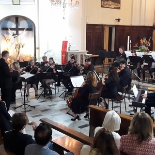 Imperia: grande successo dell'Orchestra Giovanile del Ponente Ligure Ligeia alle manifestazioni collaterali della Festa di S. Giovanni (foto)