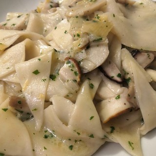 Il nuovo menù dell'Osteria del Tempo Stretto ad Albenga si veste d'autunno con i sapori del bosco Il nuovo menù dell'Osteria del Tempo Stretto ad Albenga si veste d'autunno con i sapori del bosco