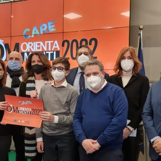 Orientamenti 2022, Toti: “La pandemia non ci ha mai fermato, dal React al Care per riprenderci cura dei nostri ragazzi e dei loro talenti” Orientamenti 2022, Toti: “La pandemia non ci ha mai fermato, dal React al Care per riprenderci cura dei nostri ragazzi e dei loro talenti”