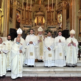Taggia: sabato scorso alla Madonna Miracolosa l'ordinazione del Vescovo di tre nuovi Diaconi (Foto e Video)