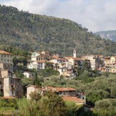 Olivetta San Michele, a settembre torna il concorso di pittura estemporanea (Foto) Olivetta San Michele, a settembre torna il concorso di pittura estemporanea (Foto)