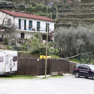 Montalto: ritrovato un ordigno bellico abbandonato dai bidoni della spazzatura, intervengono i Carabinieri Montalto: ritrovato un ordigno bellico abbandonato dai bidoni della spazzatura, intervengono i Carabinieri