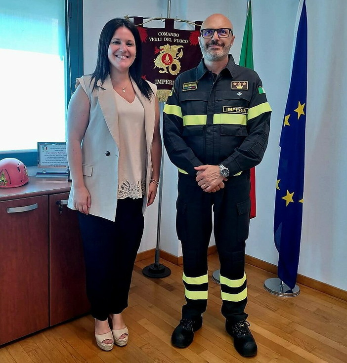 Nuovo Vice Direttore logistico al Comando provinciale dei Vigili del Fuoco: ha giurato la dott.ssa Ornella D'Angelo