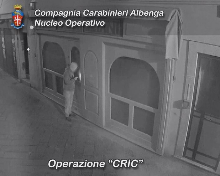 Trasferimento in tribunale ad Imperia per la banda del cric sgominata dai CC di Albenga Trasferimento in tribunale ad Imperia per la banda del cric sgominata dai CC di Albenga
