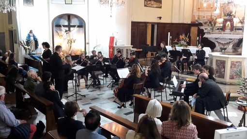 Imperia: grande successo dell'Orchestra Giovanile del Ponente Ligure Ligeia alle manifestazioni collaterali della Festa di S. Giovanni (foto) Imperia: grande successo dell'Orchestra Giovanile del Ponente Ligure Ligeia alle manifestazioni collaterali della Festa di S. Giovanni (foto)