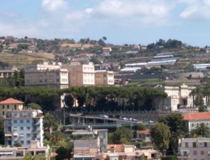 Sanremo: declassamento del reparto di Gastroenterologia, il pensiero della nostra lettrice Anna Cristina Sanremo: declassamento del reparto di Gastroenterologia, il pensiero della nostra lettrice Anna Cristina