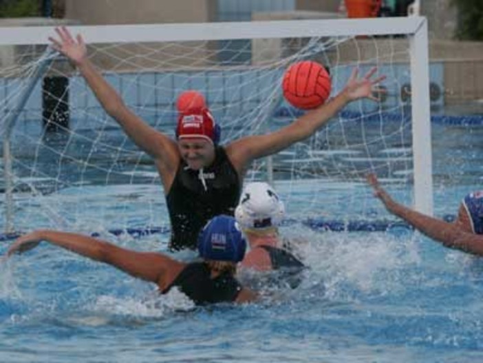 Imperia: anche gli agenti del Mossad per tutelare le pallanuotiste israeliane? Imperia: anche gli agenti del Mossad per tutelare le pallanuotiste israeliane?