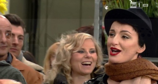 La cantautrice di Lingueglietta Chiara Ragnini nel nuovo promo del Festival di Sanremo 2015